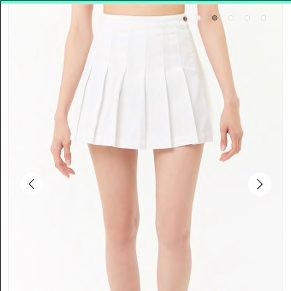 BRAND NEW Forever 21 white jean pleated skirt